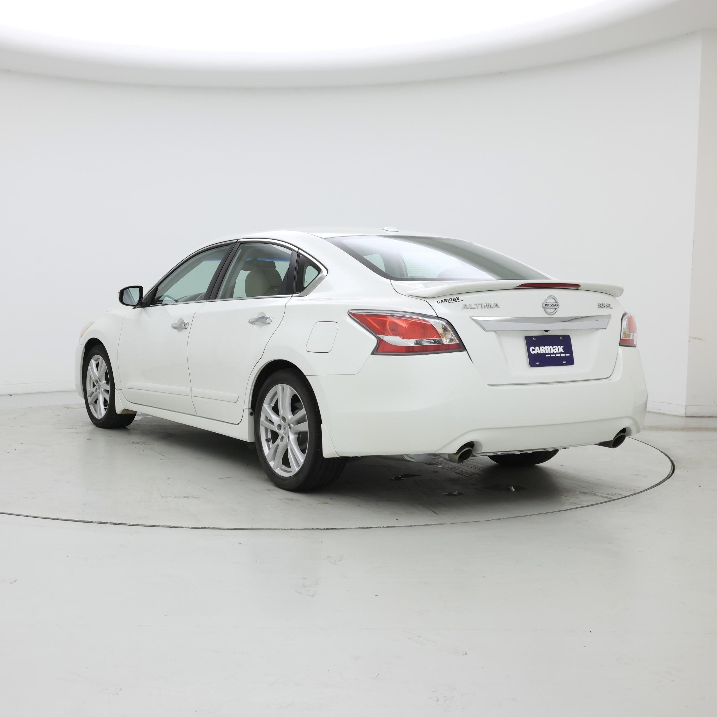 Thumbnail: 2014 Nissan Altima - 2
