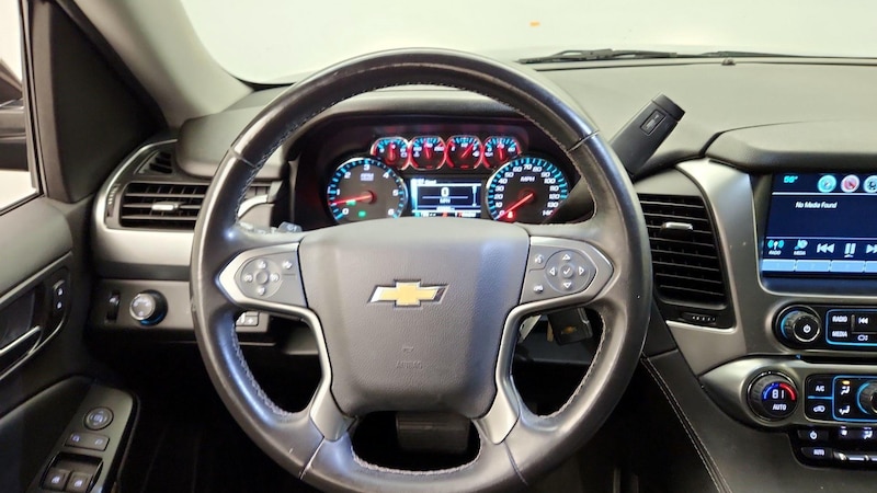 2016 Chevrolet Suburban 1500 LS 10