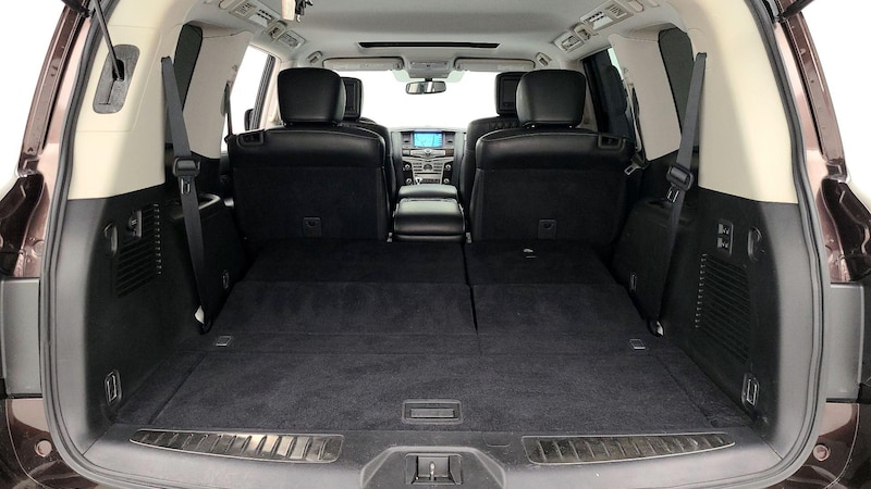 2019 INFINITI QX80 Luxe 24