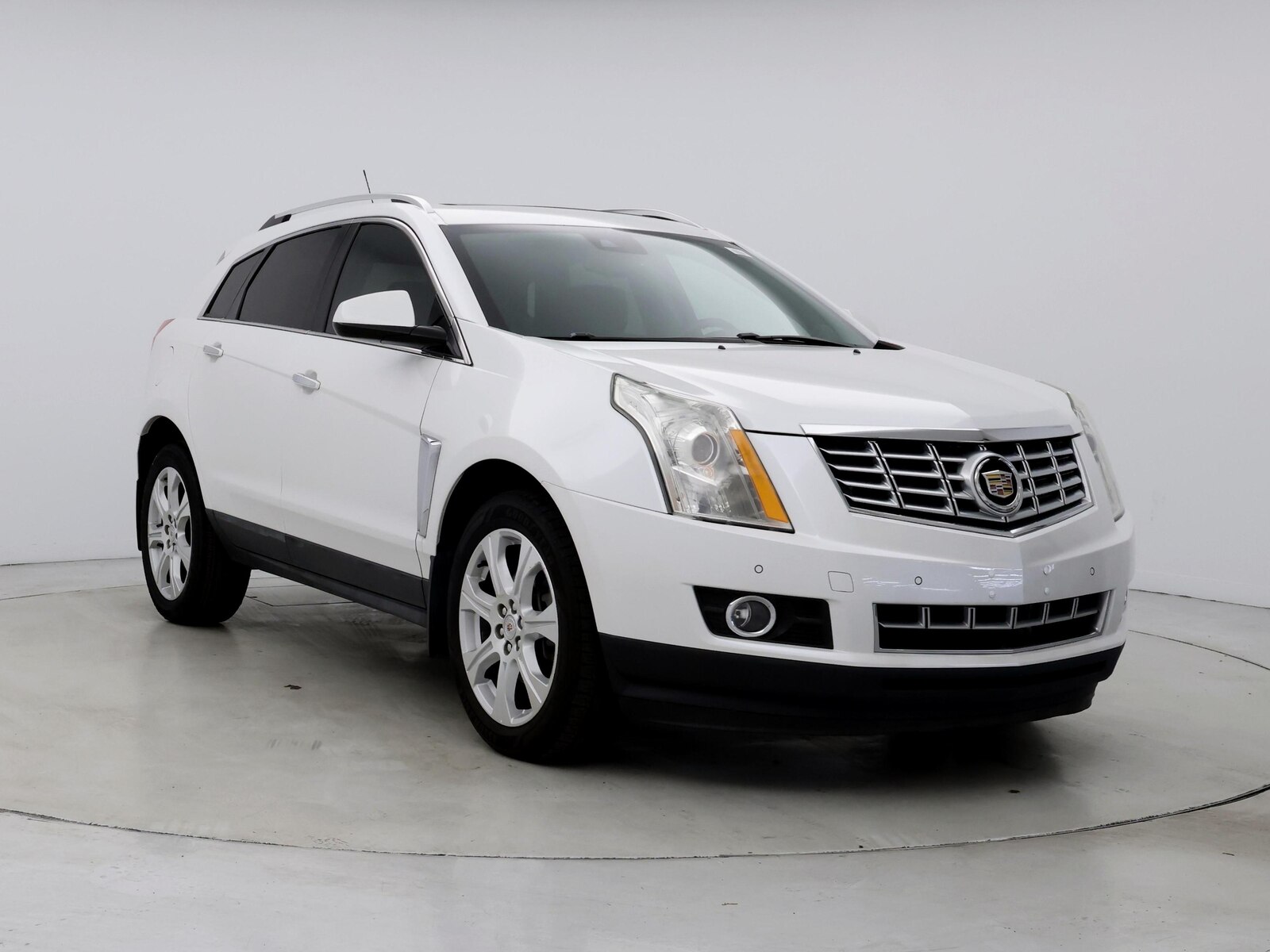 Used 2016 Cadillac SRX Performance Collection with VIN 3GYFNCE32GS517345 for sale in Kenosha, WI