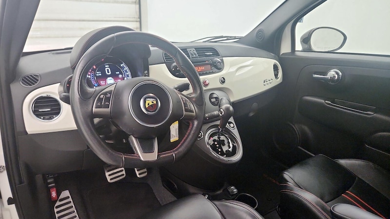 2015 Fiat 500 Abarth 9