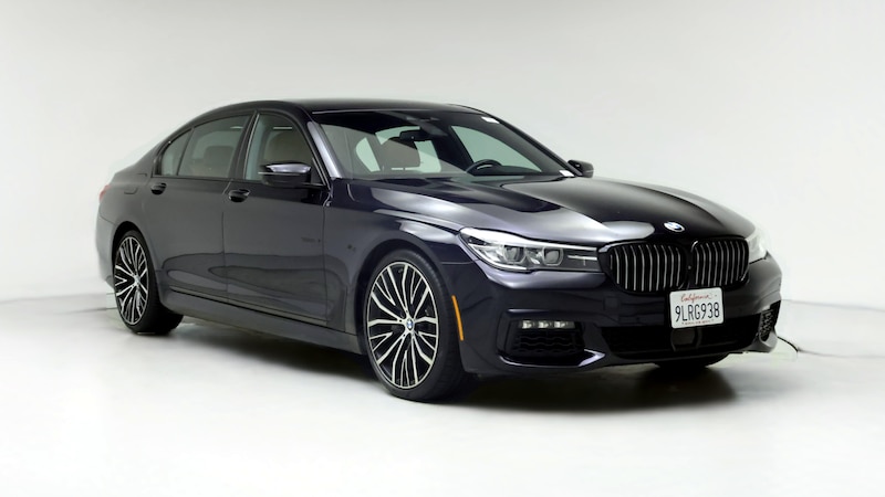 2019 BMW 7 Series 740i Hero Image