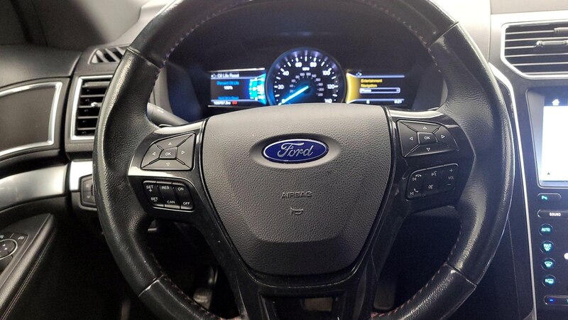 2017 Ford Explorer Sport 10