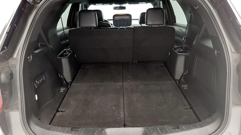 2017 Ford Explorer Sport 23
