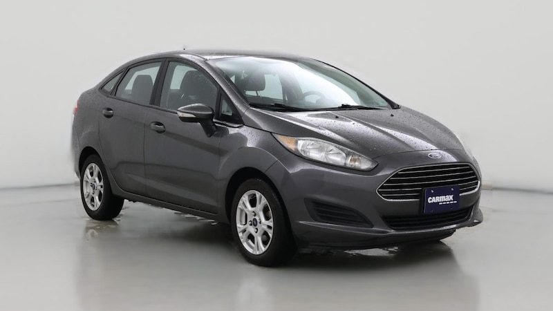 2016 Ford Fiesta SE Hero Image