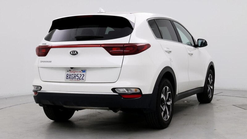 2022 Kia Sportage LX 8