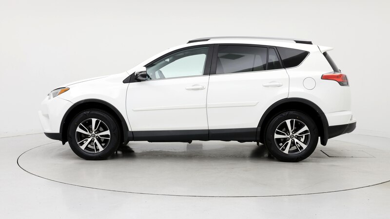 2018 Toyota RAV4 XLE 3