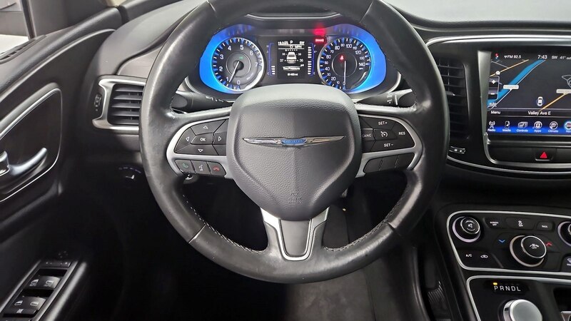 2015 Chrysler 200 Limited 10