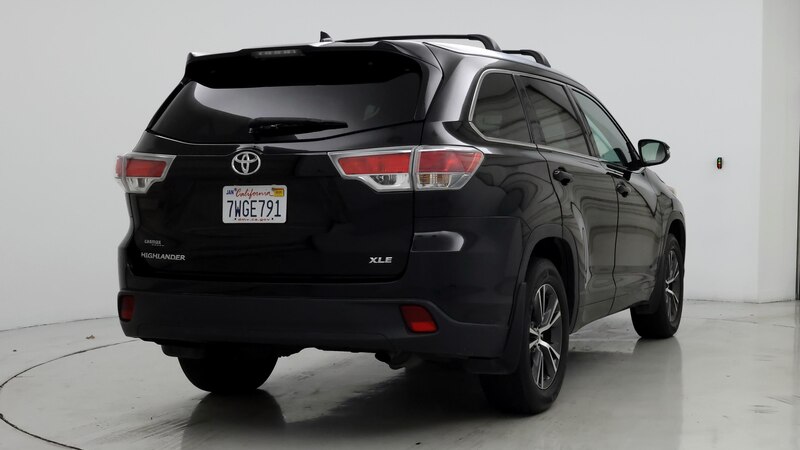 2016 Toyota Highlander XLE 8