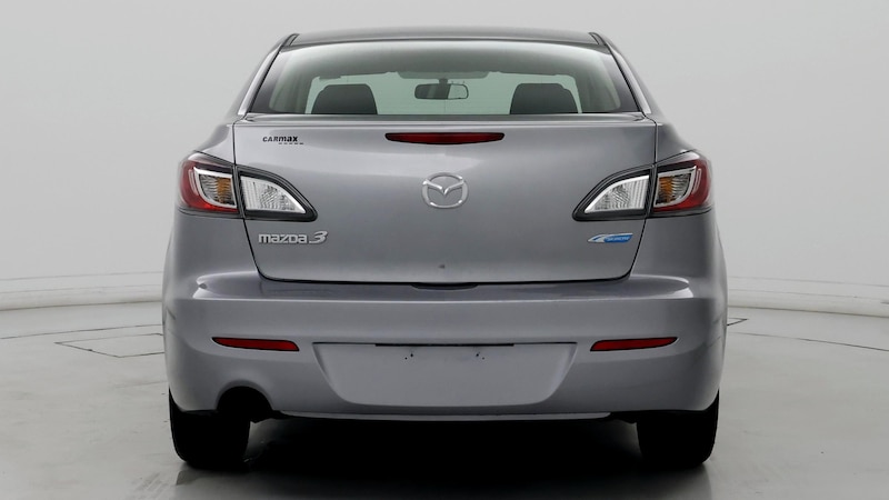2013 Mazda Mazda3 i Sport 2