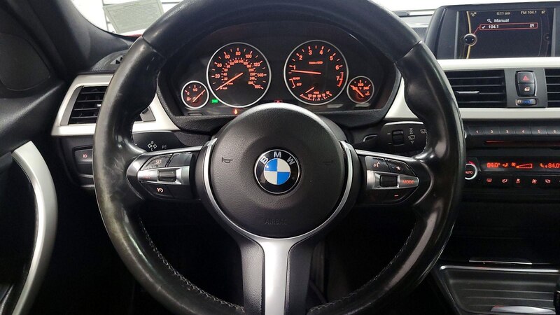 2013 BMW 3 Series 320i 10