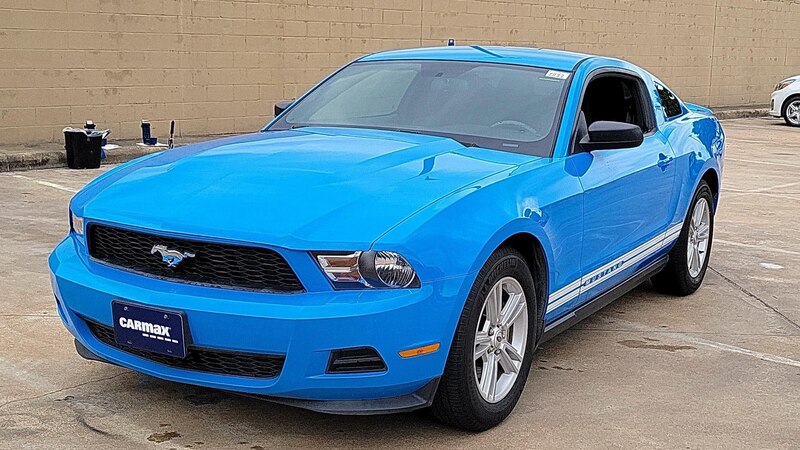 2012 Ford Mustang  3