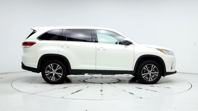 2019 Toyota Highlander LE 7