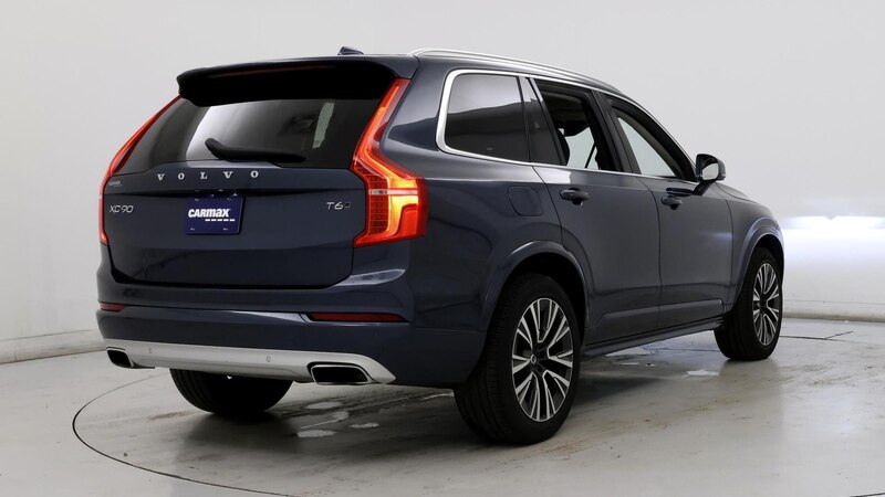 2021 Volvo XC90 T6 Momentum 8