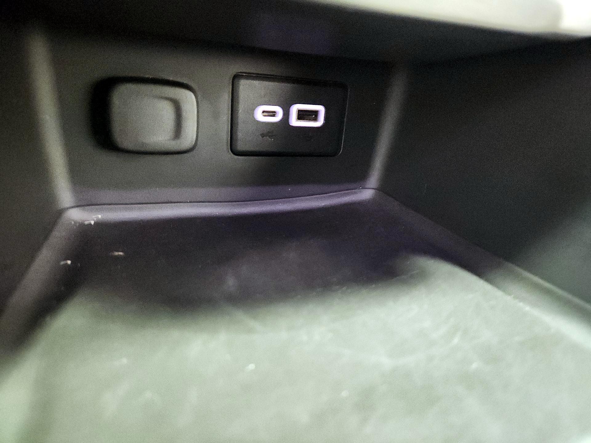 Thumbnail: 2021 GMC Acadia - 18