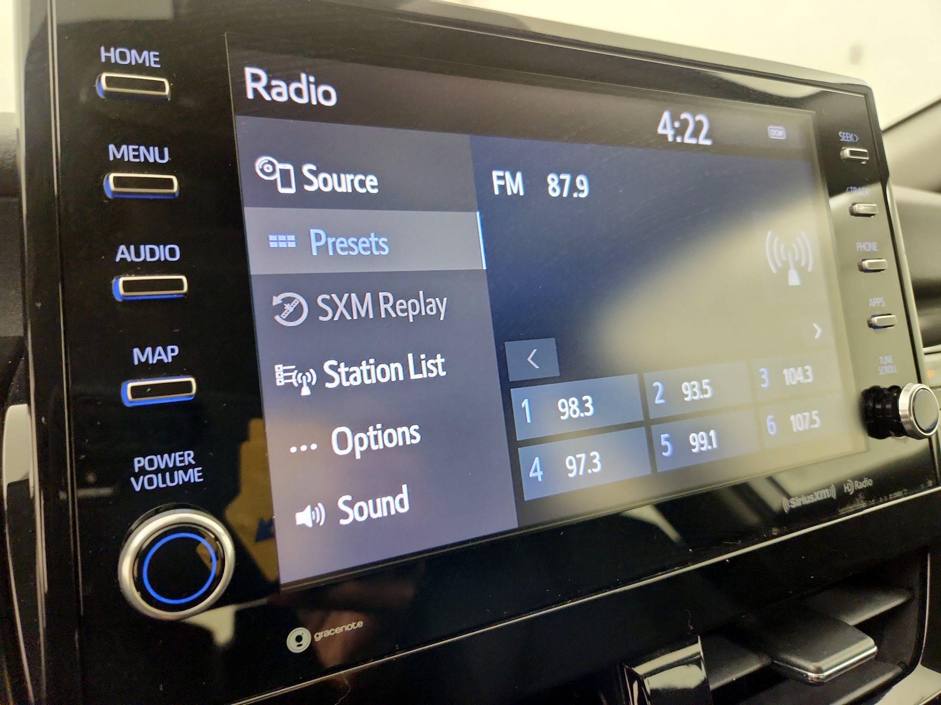 Thumbnail: 2022 Toyota Camry - 15