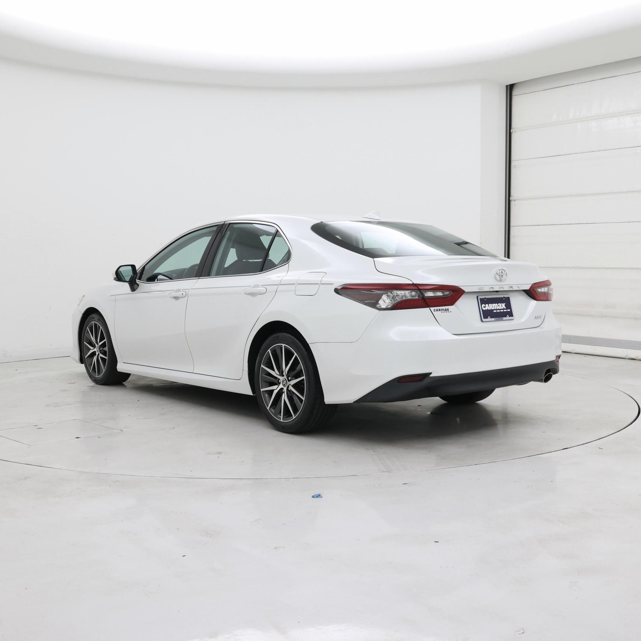 Thumbnail: 2022 Toyota Camry - 2