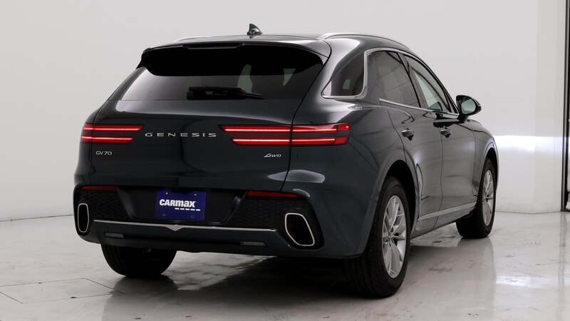 2022 Genesis GV70  8