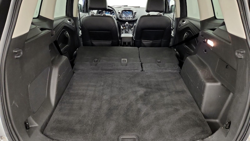 2016 Ford Escape Titanium 22
