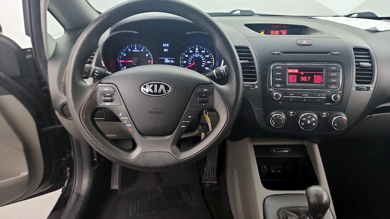 2014 Kia Forte LX 10