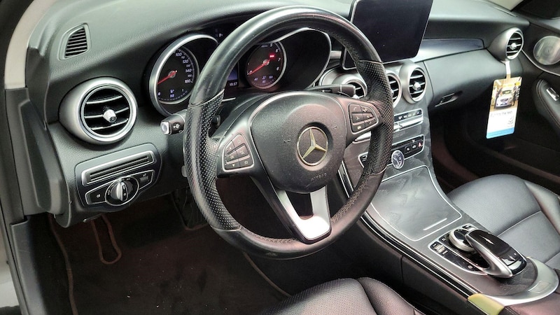 2016 Mercedes-Benz C-Class C 300 9