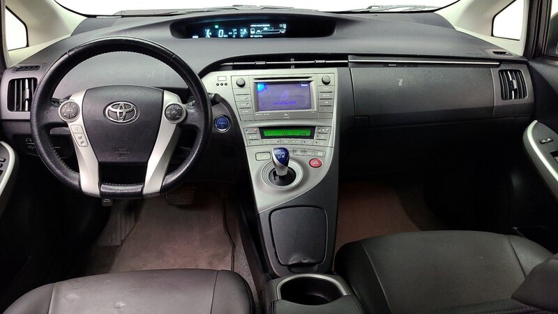 2015 Toyota Prius Five 9