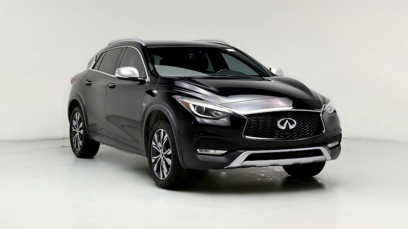 2017 INFINITI QX30 Premium Hero Image