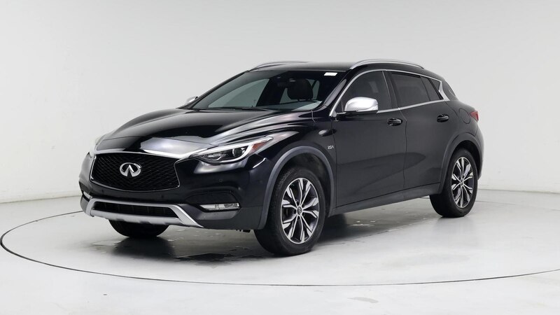 2017 INFINITI QX30 Premium 4