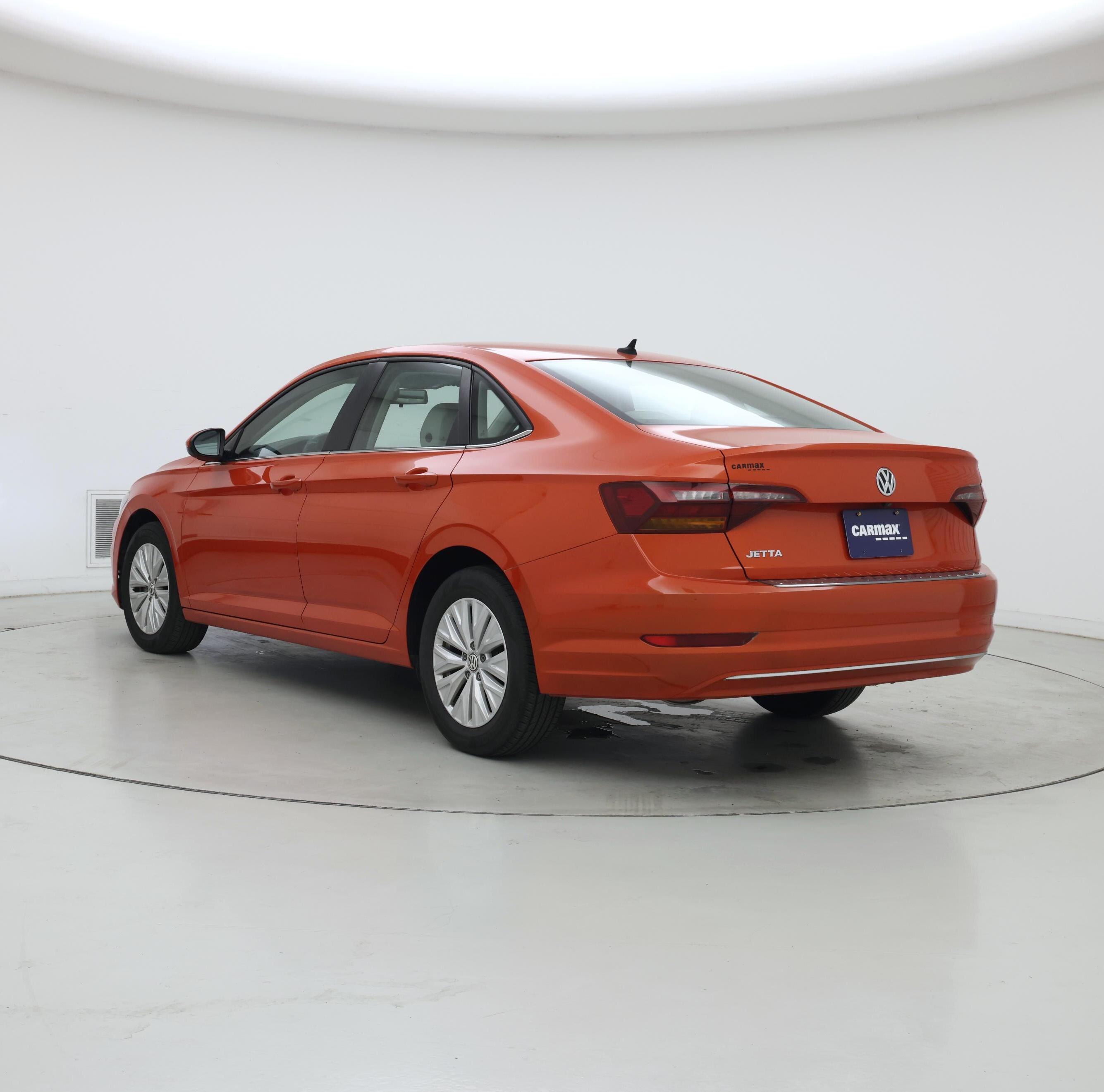 Thumbnail: 2019 Volkswagen Jetta - 2