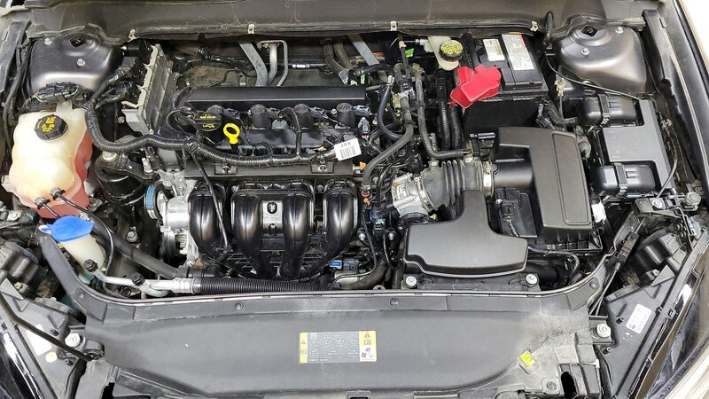 2013 Ford Fusion SE 18