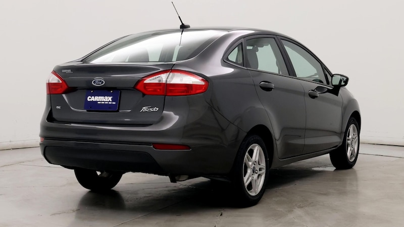 2018 Ford Fiesta SE 8