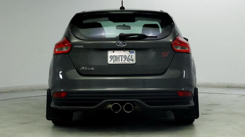 2015 Ford Focus ST 6