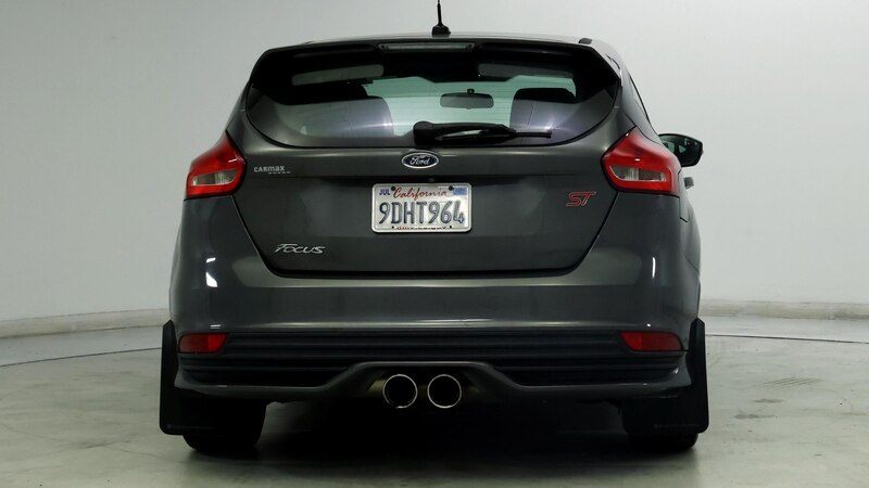 2015 Ford Focus ST 8