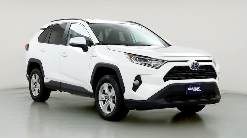 2021 Toyota RAV4 XLE Hero Image