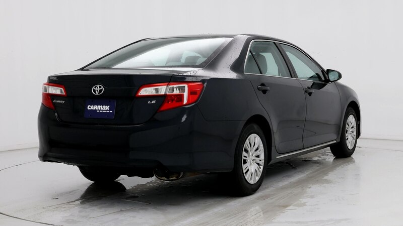 2013 Toyota Camry LE 8