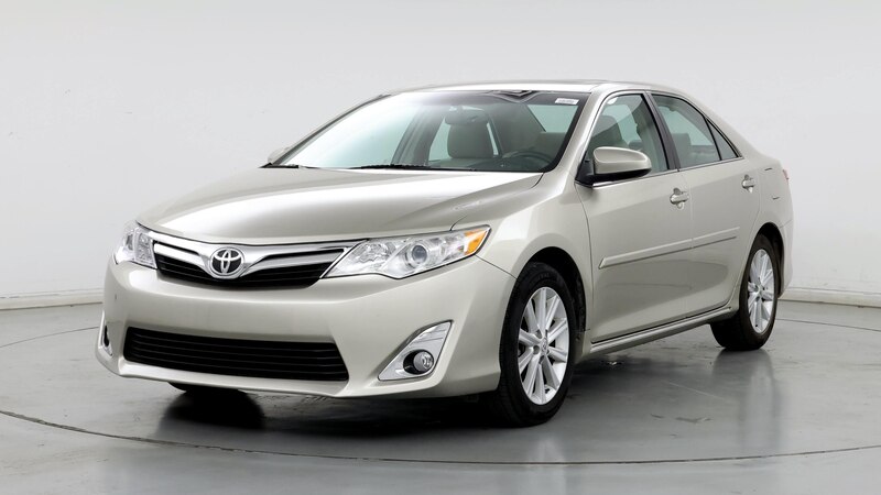 2013 Toyota Camry XLE 4