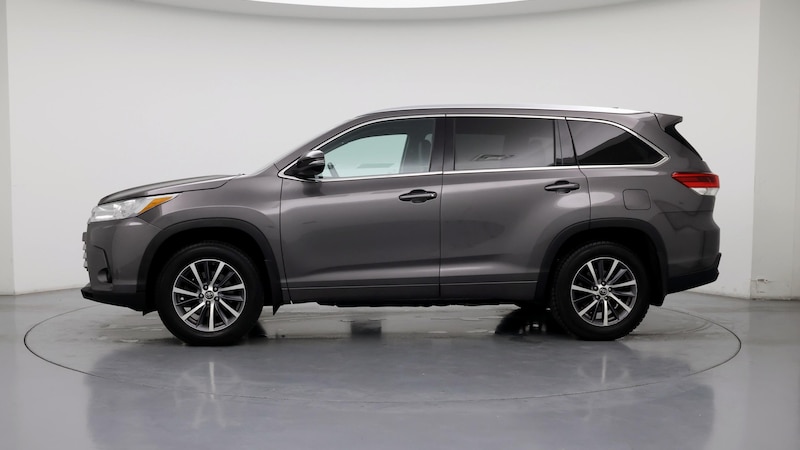 2017 Toyota Highlander XLE 3