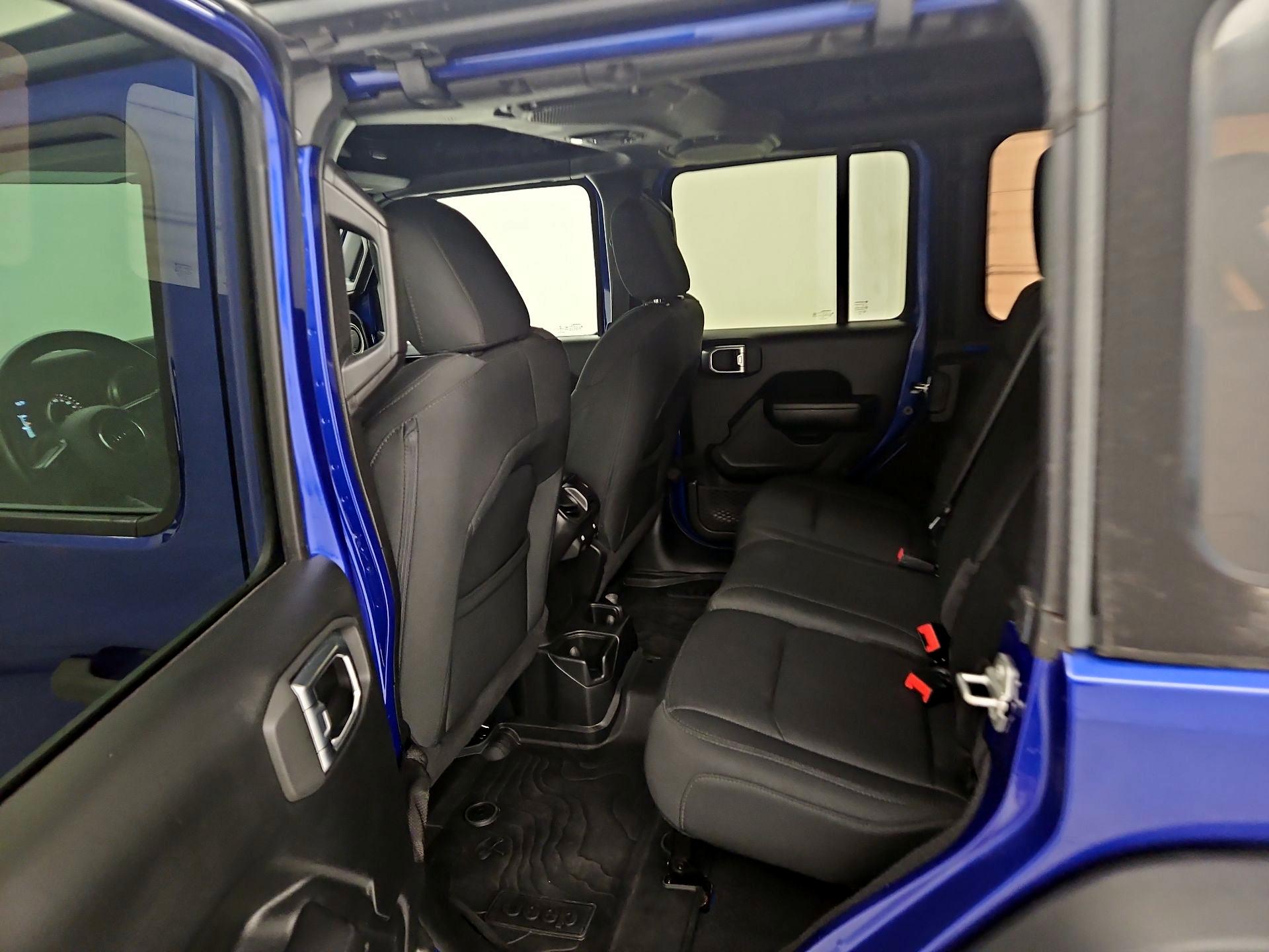 Thumbnail: 2019 Jeep Wrangler - 19