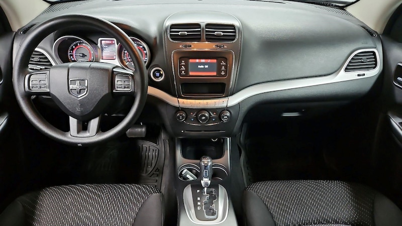 2013 Dodge Journey SE 9