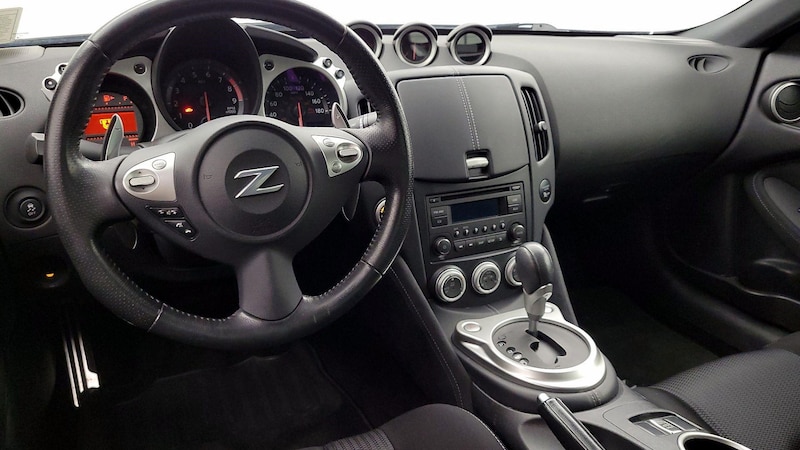 2019 Nissan Z 370Z 9