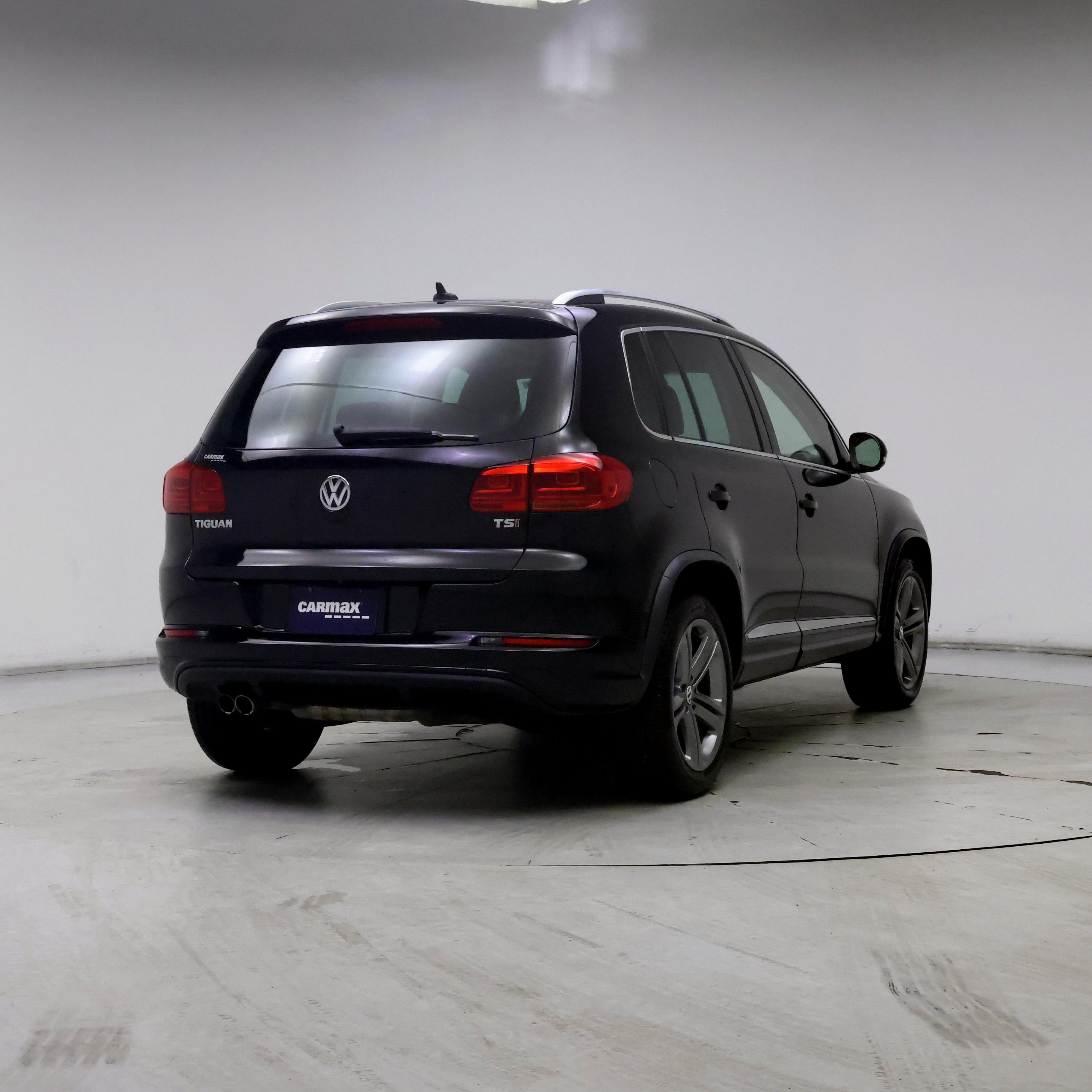 Thumbnail: 2017 Volkswagen Tiguan - 8