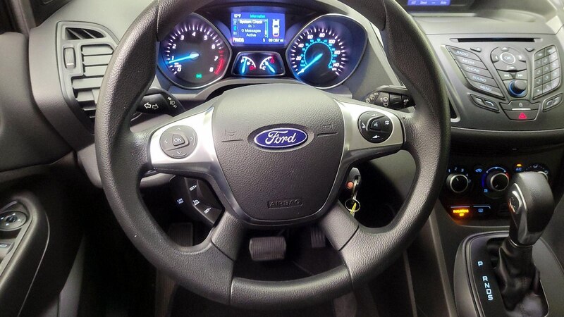 2015 Ford Escape S 10