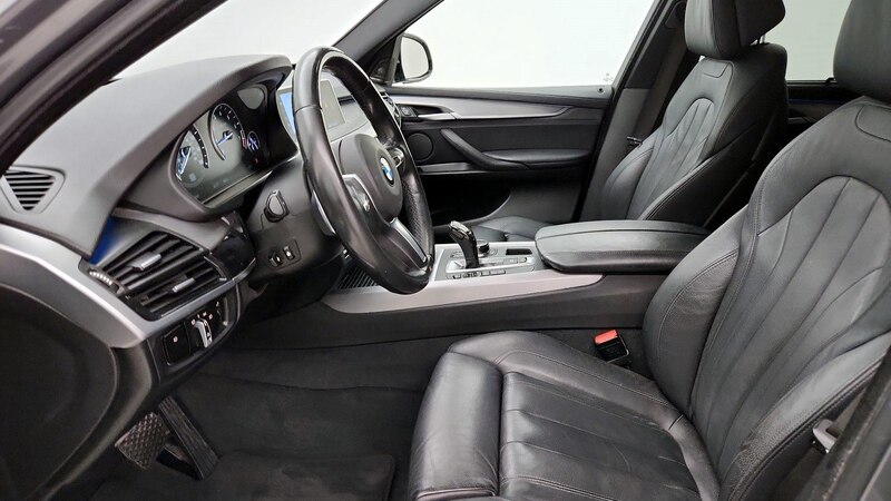 2017 BMW X5 xDrive50i 11