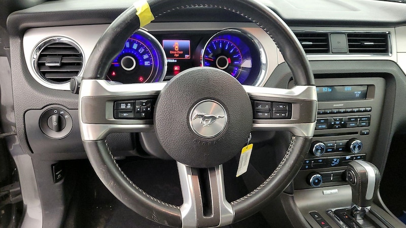 2014 Ford Mustang Premium 10