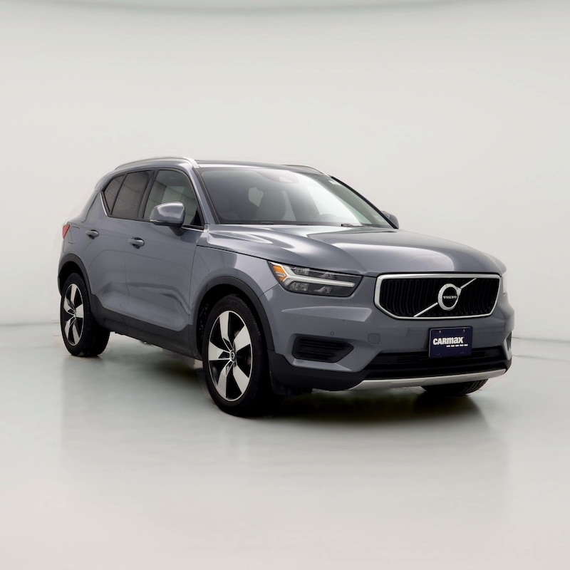 2020 Volvo XC40 T5 Momentum