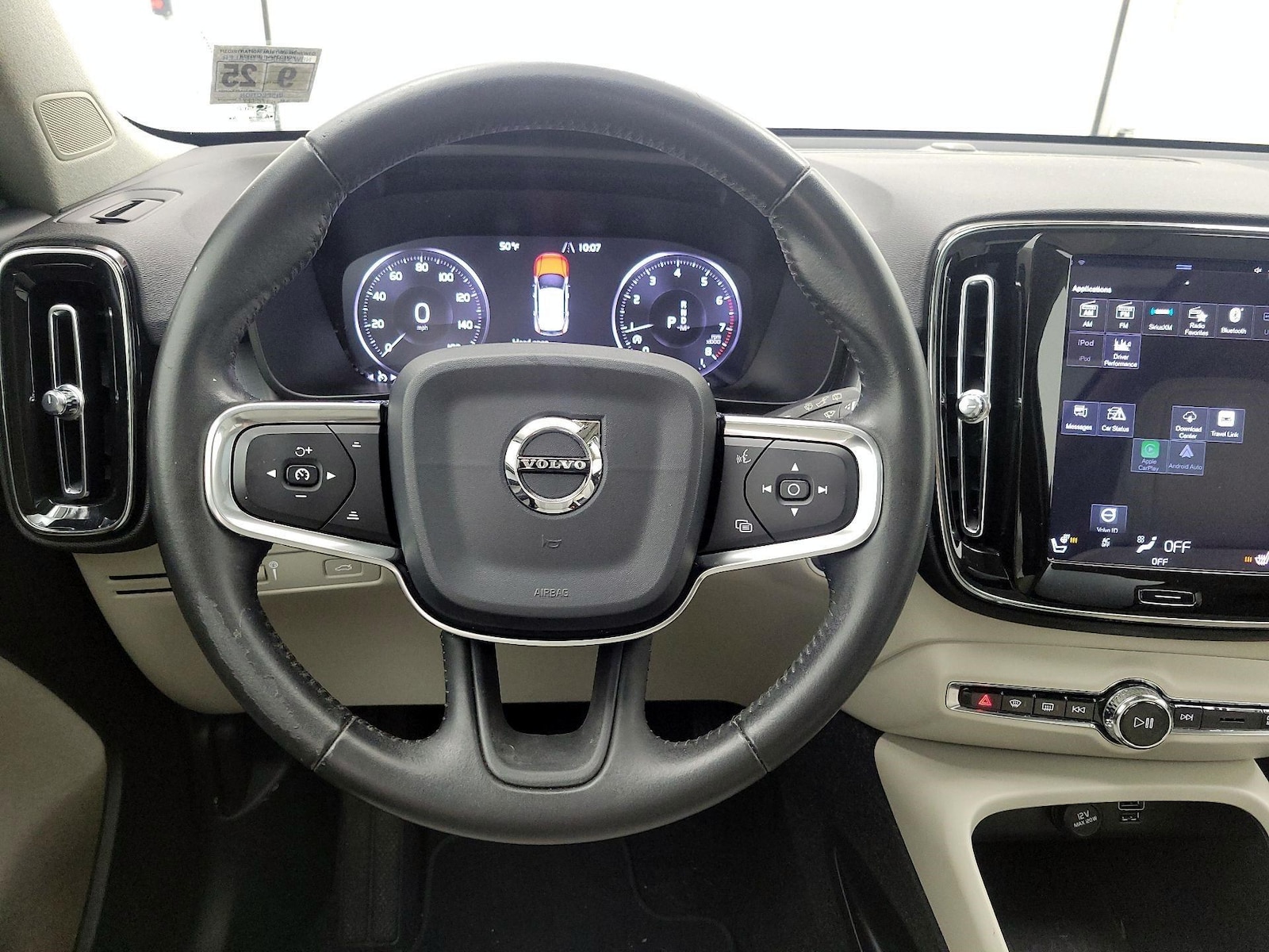 2020 Volvo XC40 Momentum - Photo 11