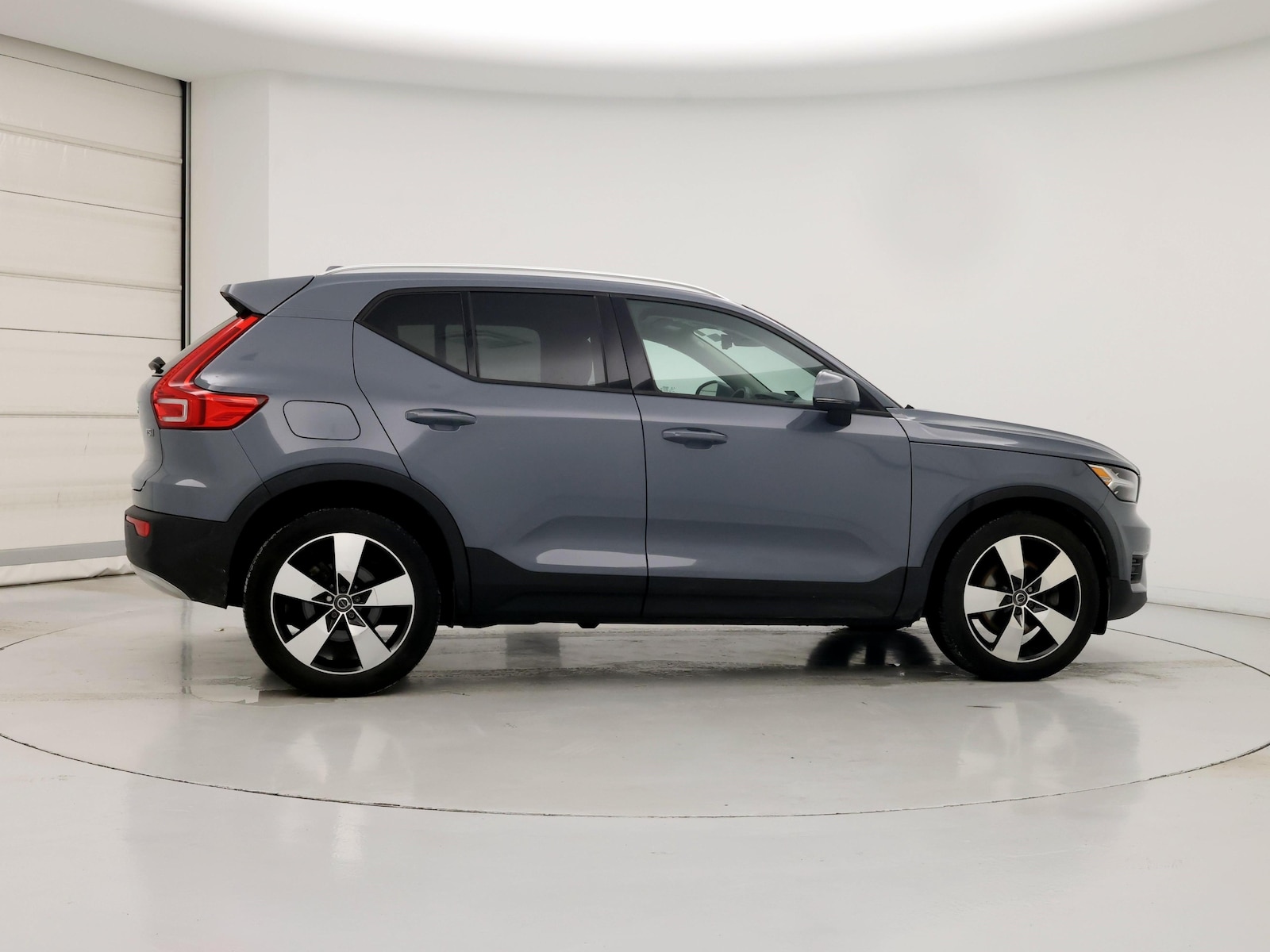 2020 Volvo XC40 Momentum - Photo 8
