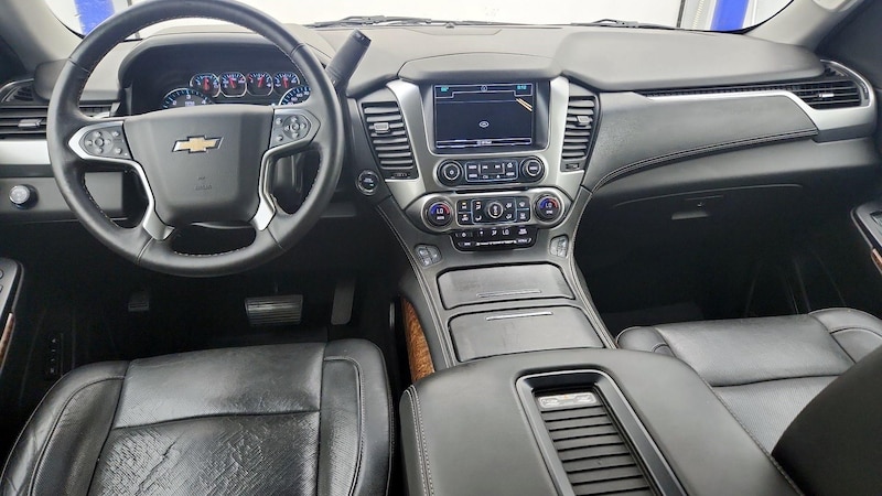 2017 Chevrolet Suburban Premier 9