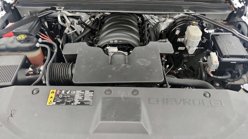 2017 Chevrolet Suburban Premier 24