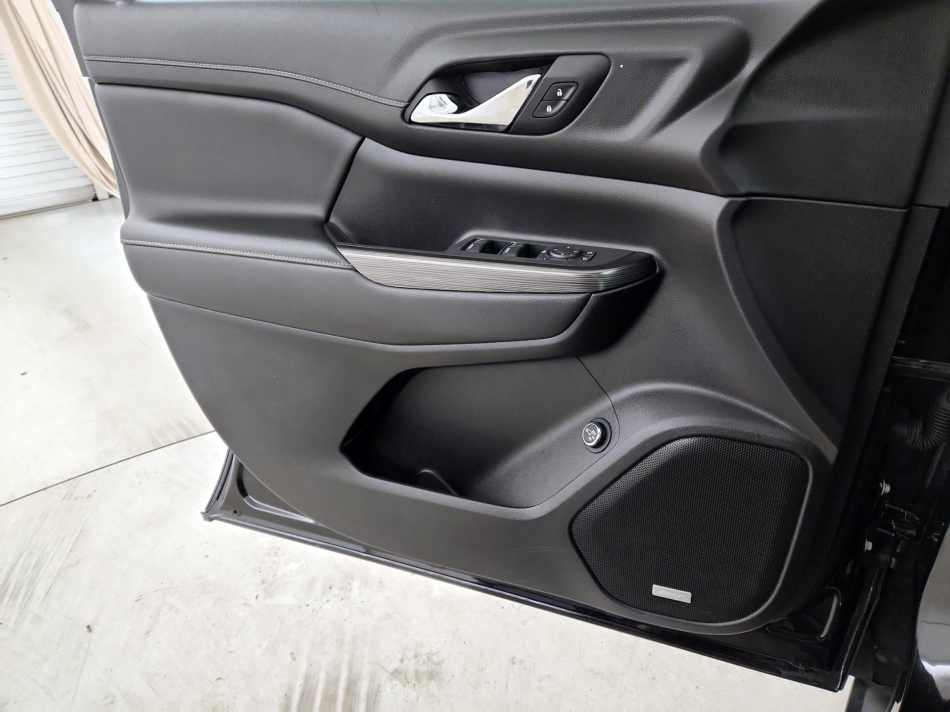 Thumbnail: 2021 GMC Acadia - 12